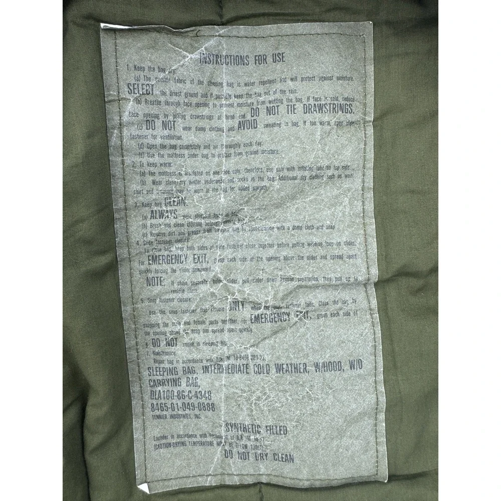 Vintage US Military Intermediate Cold Weather Sleeping Bag Synthetic OD Green